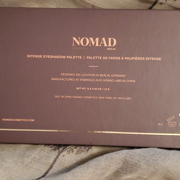 Makeup - Picture 2 of 6